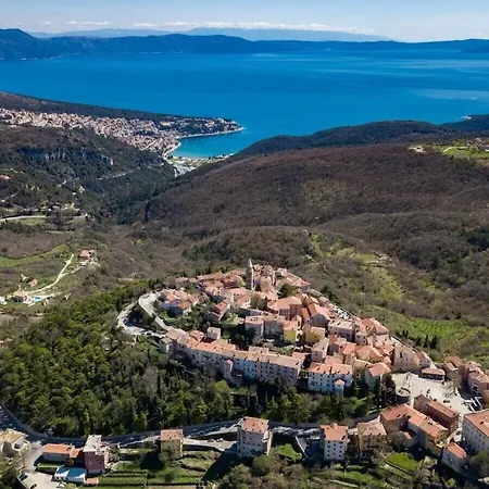 In Upani I With Swimming Pool Βίλα Ruzici (Sveta Nedelja)